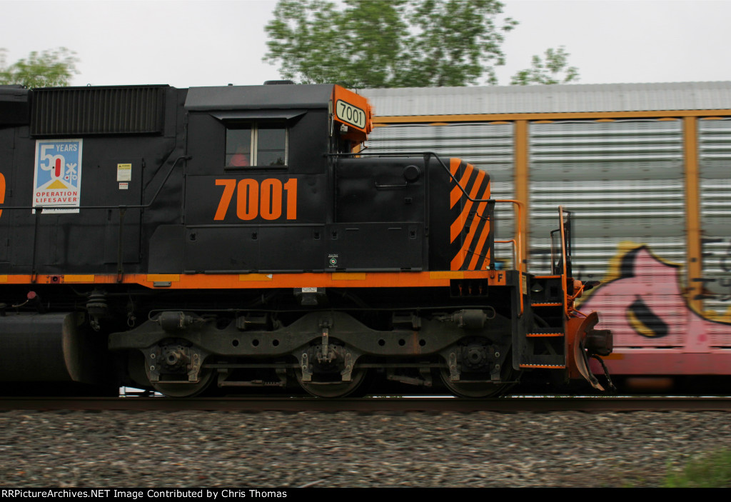 WE 7001